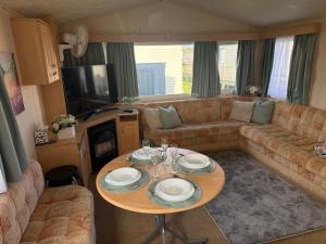 8 Berth Caravan in Chapel St