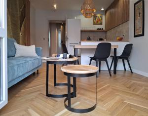 Boho Apartment - 100m from Market Square