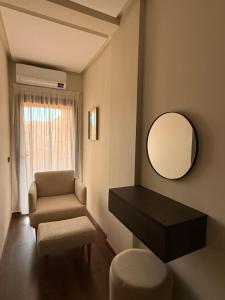 Elegant & Cozy Stay in Center