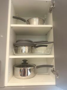 Cosy Brand New 2-Bed, Quiet, Private garden