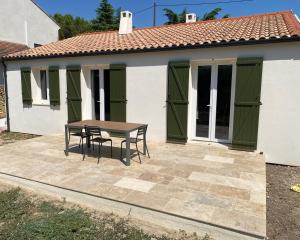 Maisons de vacances Maison individuelle en Provence : photos des chambres