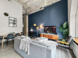 Gym Retreat 2102bdsleeps 12 Free Gym Parking