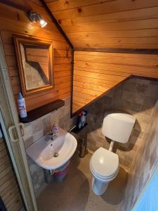 Apartma ob Kolpi Križan 