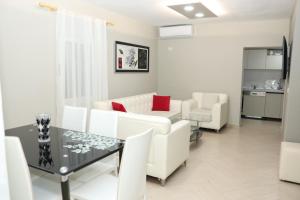 Villa in Qerret - 100 m from the beach