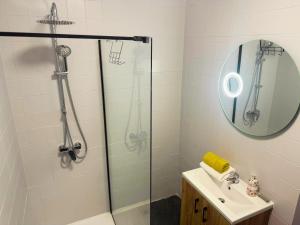 Velký luxusní apartmán se dvěma ložnicemi v centru Pardubic - WiFi, Netflix