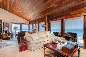 Luxury Oceanfront Home- Upper