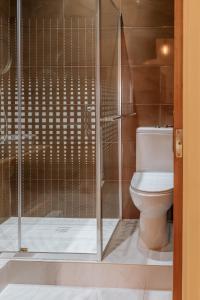 Aquillas Family Room 104 by Mycelia