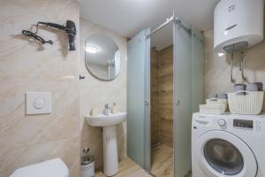 Monte Bay Apartments