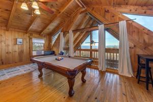 Little Cub Retreat - Private Hot Tub & Indoor Pool