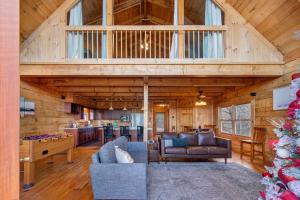 Little Cub Retreat - Private Hot Tub & Indoor Pool