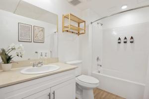 North Park Modern 2BR King Beds, Workspaces, Parking