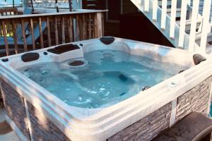 Ark Adventure Retreat