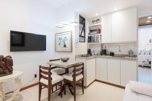 Copacabana Beach Apartment