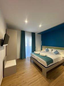 Neas Resort