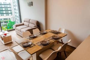 Bright 1BR with Gym and Chill Terrace