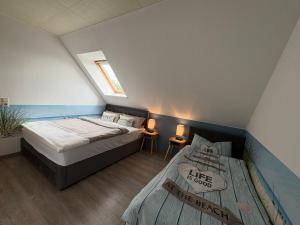 Ferienwohnung mit Schlösserblick in Dresden I große Dachterrasse I Parkplatz kostenfrei