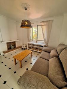 Villa Nevada Gran casa vacacional familiar con piscina cerca de la playa en Puerto Pollença