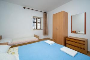 Apartments by the sea Metajna, Pag - 6395