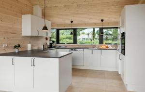 5 Bedroom Cozy Home In Væggerløse