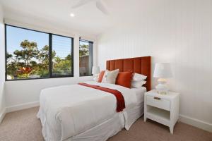 Luxurious Penthouse - Park, Golf Course, Ocean views