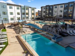Utahs Beauty with Desert & Mtn Views