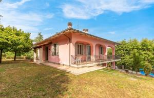 Cozy Home In Capolona img24