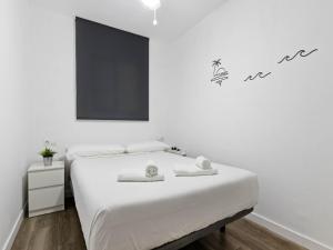 Apartment with Terrace near the Sea