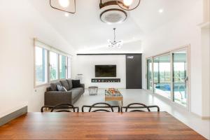 Jeju Iolle Kids Pool Villa