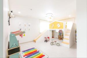 Jeju Iolle Kids Pool Villa