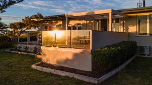 Beach Path House