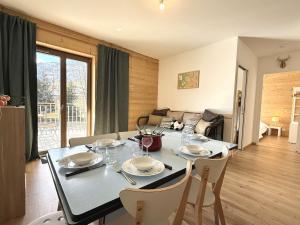 Appartement chaleureux à Praz-sur-Arly avec parking et balcon, proche des pistes, pour 6 personnes - FR-1-603-127