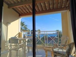 Appartement à Cannes : 2 pièces, 4 personnes, calme avec parking - FR-1-609-113