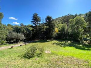 Casona al pie de la sierra