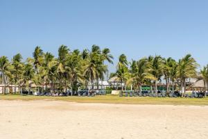 Spacious house with Acapulco club