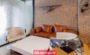 Chic Townhouse in Old City