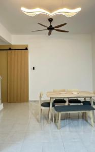 Muji minimalist homestay fully aircond NO WIFI