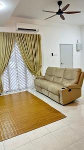 Muji minimalist homestay fully aircond NO WIFI