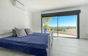 Maisons de vacances Lovely Home In Caveirac : photos des chambres