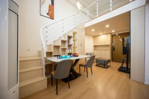 The HEJINN House Design Lofts & Suites-Chunxi Road T,aikoo Li Branch