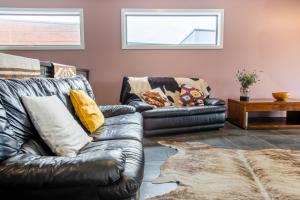 Luxury Beachfront Waves, Sand & Wine Nights