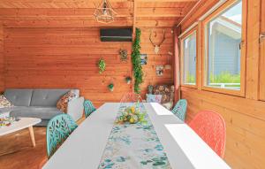 Maisons de vacances Pet Friendly Home In Bourbourg With Lake View : photos des chambres