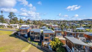 Luxury Beachfront Waves, Sand & Wine Nights