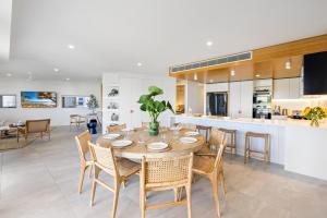 Luxury Coastal Living - Beach Life