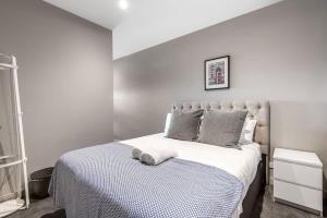 Amazing City Sea & Shrine View in Melbourne