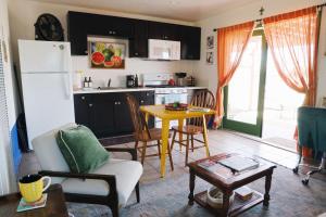 Colorful Casita Frida 1BD Retreat by Balboa Park
