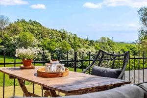 Beautiful House In Fantastic Surroundings