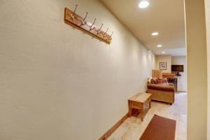 PG G-5 Peregrine condo