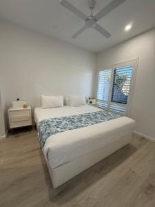 Modern Holiday Home Prime Birtinya Location Near Hospitals and Beaches
