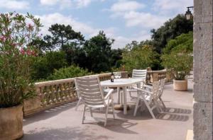 Appartements Chateau Stay – 1BR 4P with Pool & Park Access : Appartement Classique