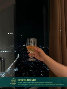 Novotel Twin Bed at Mandaluyong Near Makati FREE pool